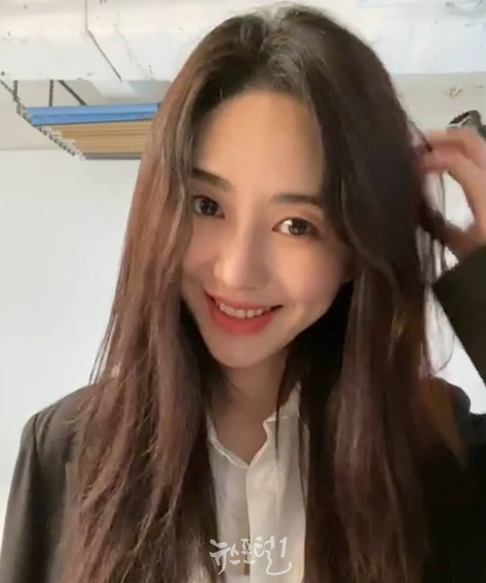 출처 : 인스타 권민아 팬 운영 계정 페이지 사진